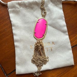 Kendra Scott necklace